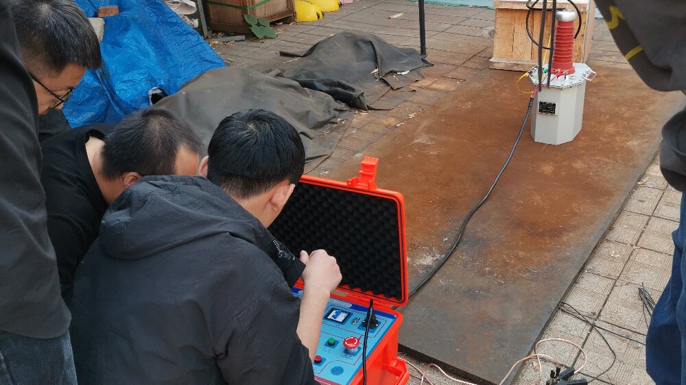 工頻耐壓試驗裝置